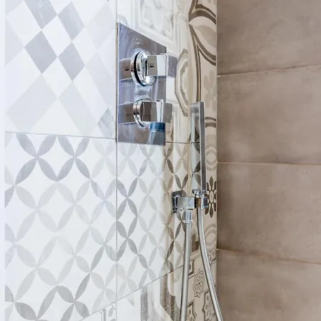 Apartment Casa Malupa Luxury Apts San Giovanni In Laterano Rome