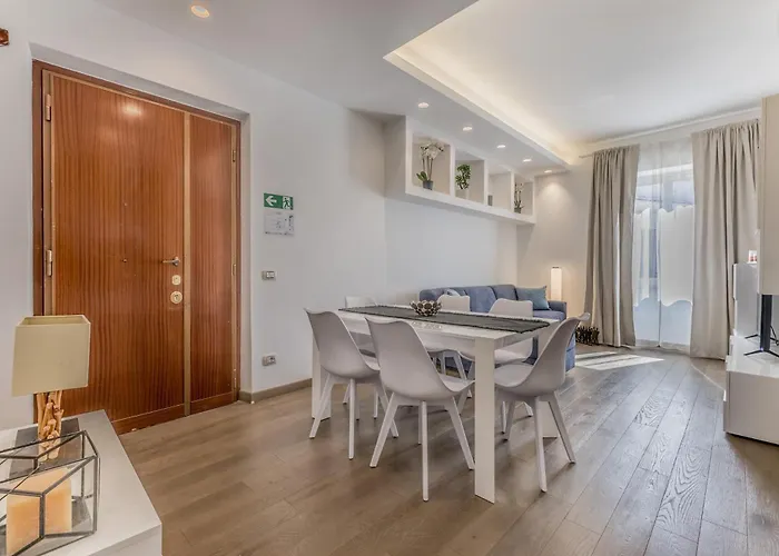 Апартаменты Casa Malupa Luxury Apts San Giovanni In Laterano Рим
